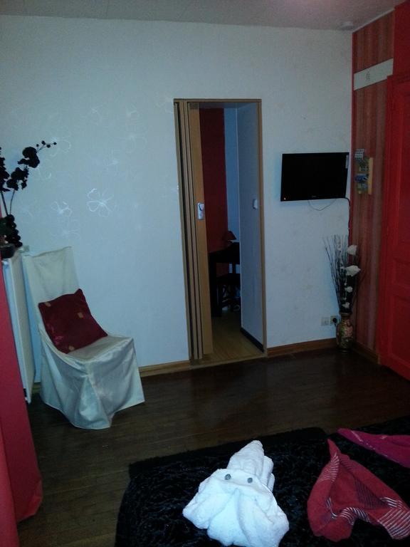 A La Belle Carpe Hotel Vauquois Bagian luar foto